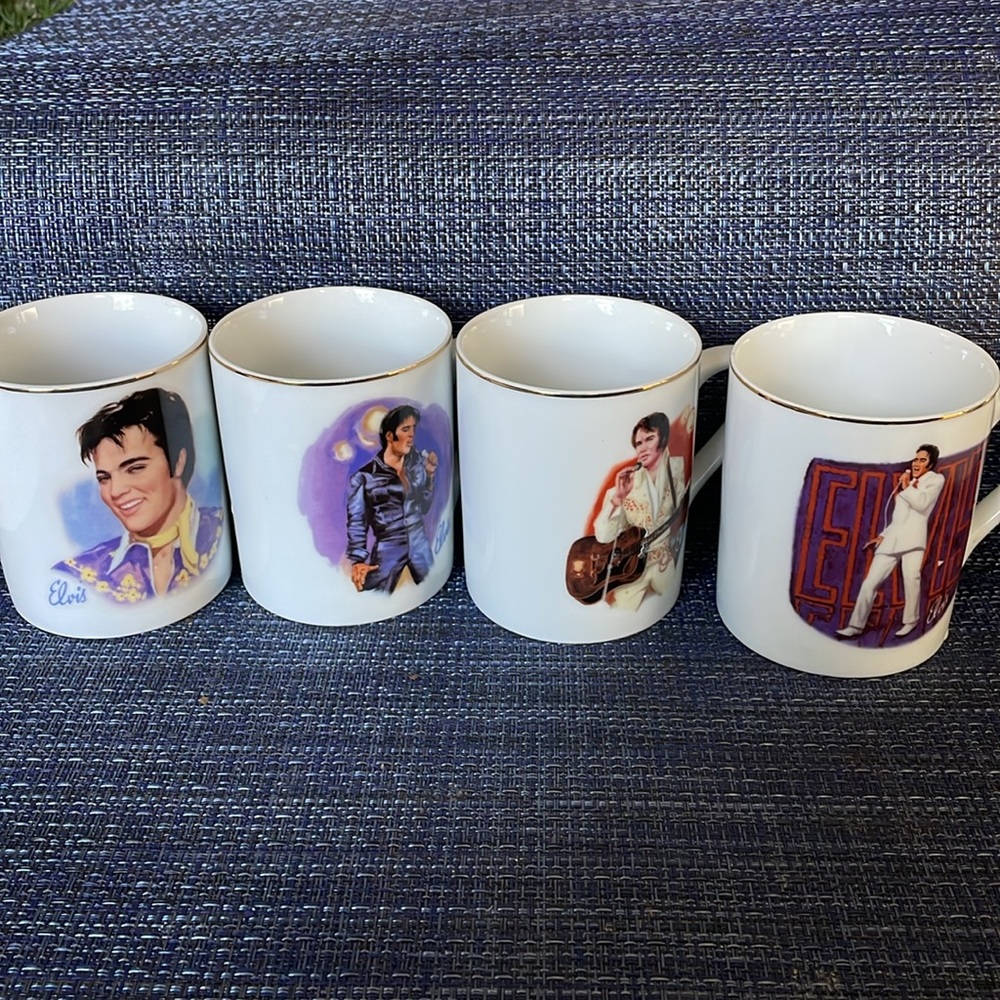 4 Elvis mugs